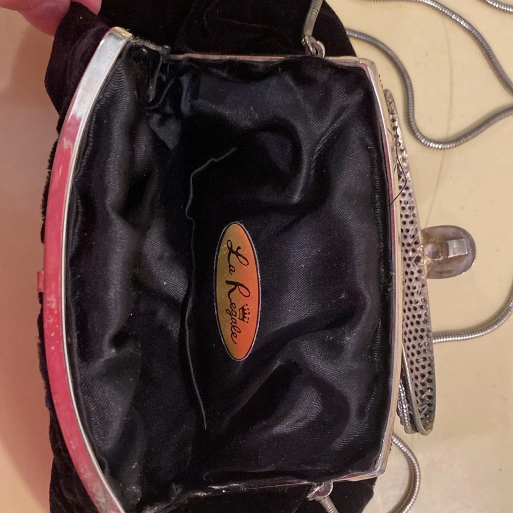 La Regale Vintage Velvet/Silk Black Purse/Evening Bag.  6”x‎ 8” Wide